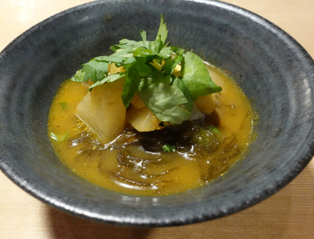 カレーのアキンボの店舗画像