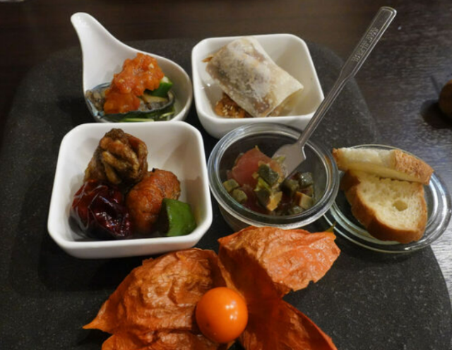 小吃酒家 鮮 (シャオチーシュケ シェン)の店舗画像