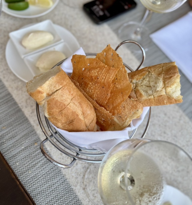AZURE restaurantの店舗画像