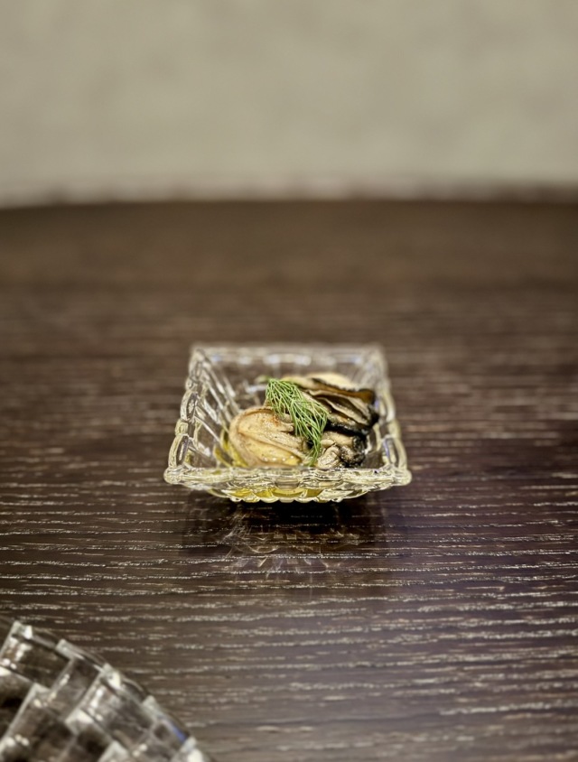 nishiazabu NEST（ニシアザブ ネスト）の店舗画像