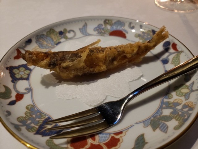 食の楽しさは複合的なものだと実感する