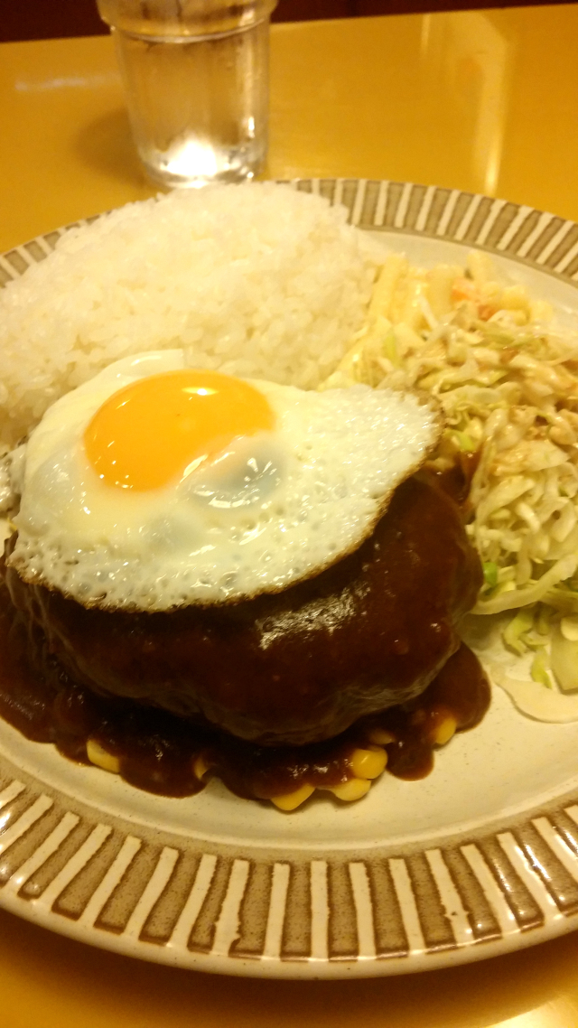 パリの老舗カフェが原宿に上陸！人気のモンブランを楽しめる名店