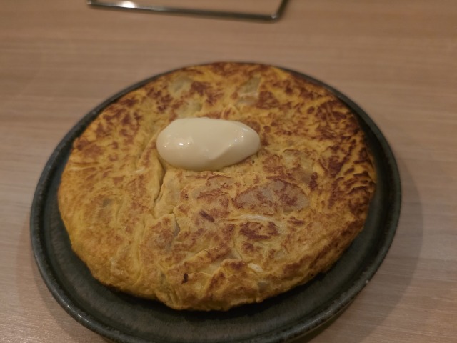 comodo(コモド)の店舗画像