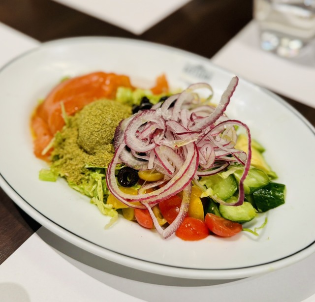 TWO ROOMS CAFE GRILL BAR 日本橋の店舗画像