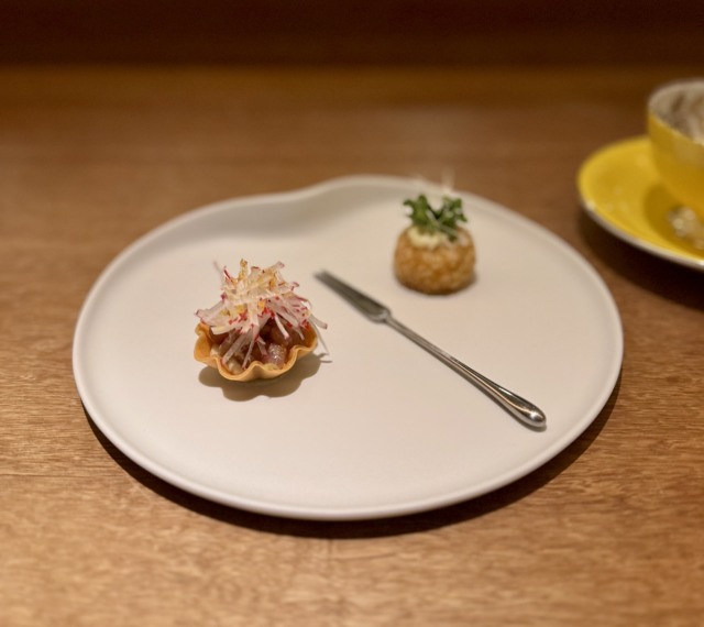 Lustre(リュストル)の店舗画像