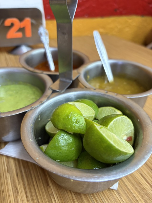 Taquería Los Cocuyosの店舗画像