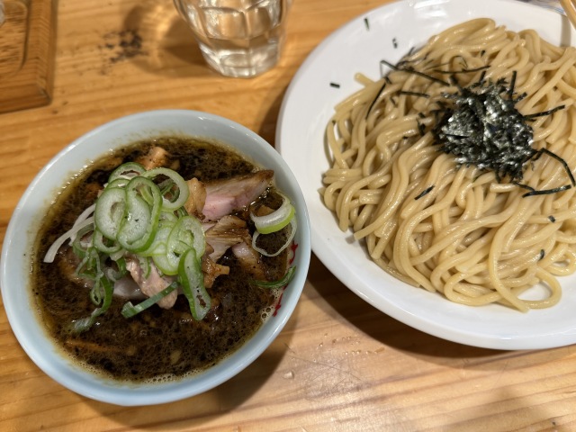 秋葉原ラーメン わいずの店舗画像