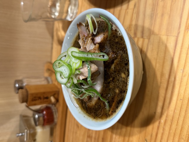 秋葉原ラーメン わいずの店舗画像