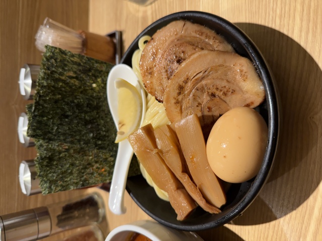 ラーメンロックマウンテンの店舗画像