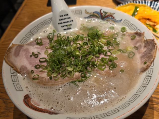 博多ラーメン でぶちゃん 高田馬場本店の店舗画像