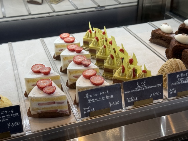 石田西洋菓子店の店舗画像