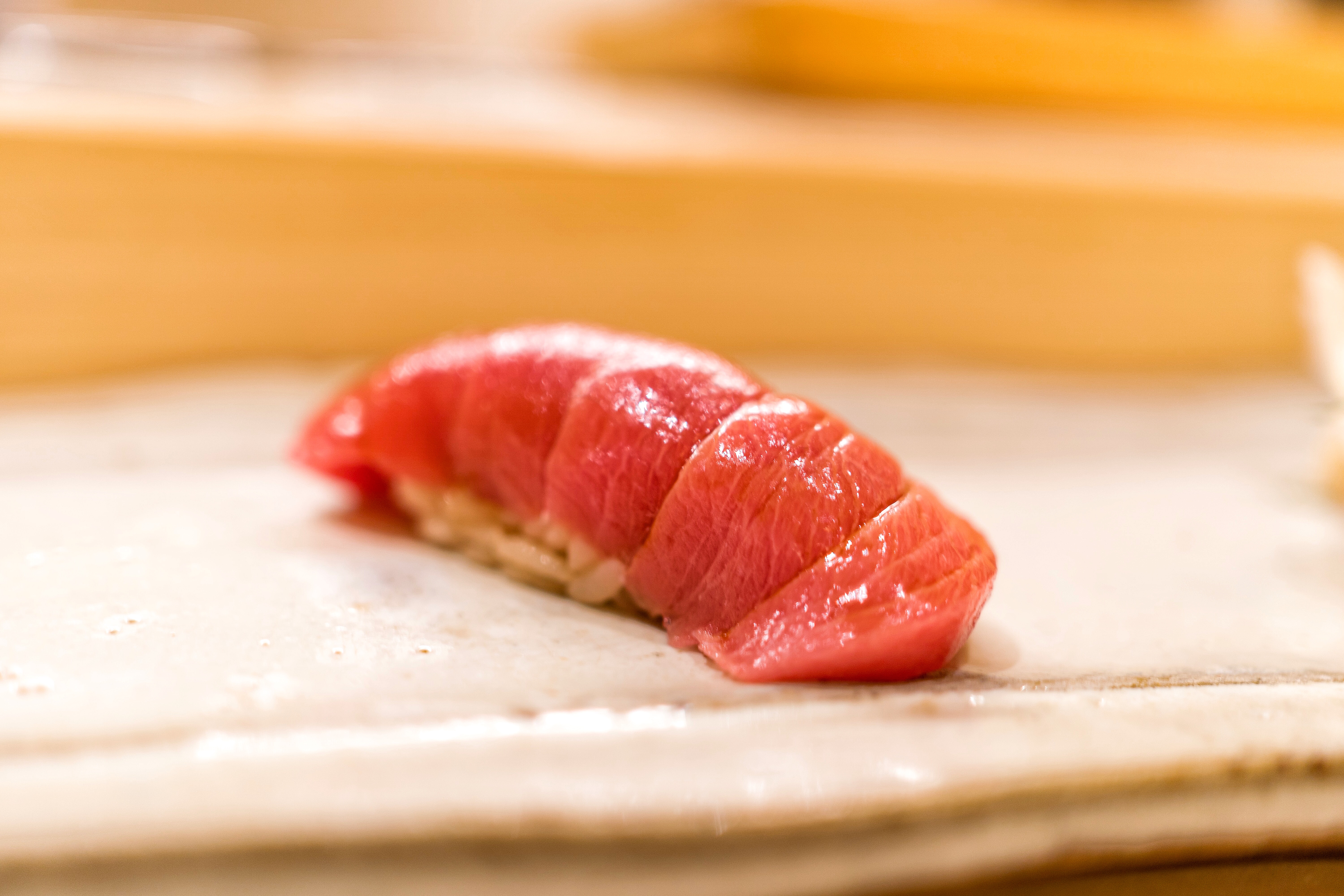 こんなところに隠れた名店が!!5,000円のランチは、絶品寿司が楽しめる『●●●』