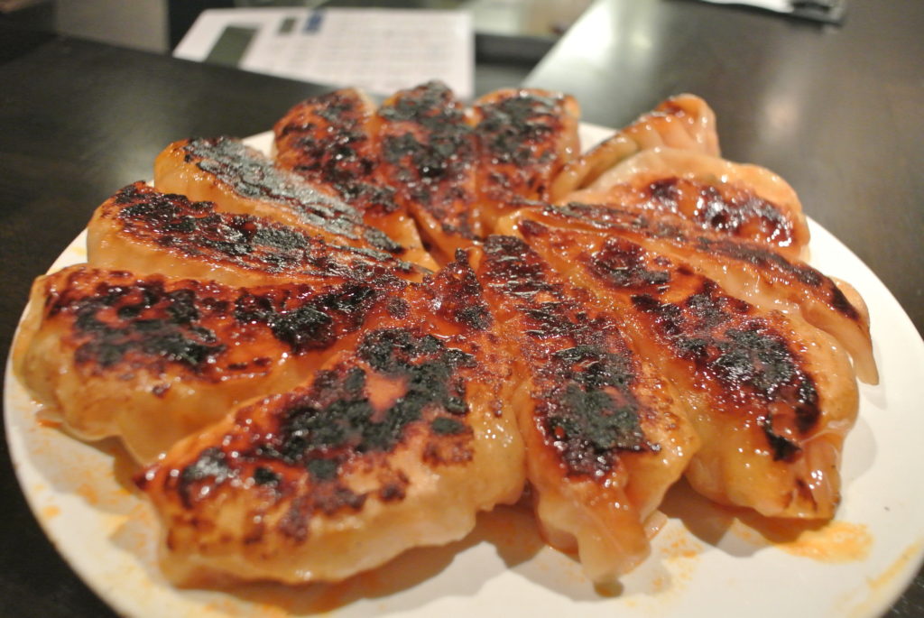 知ってる人は知っている。 不意に出現する会員制の美味い店【●●●】