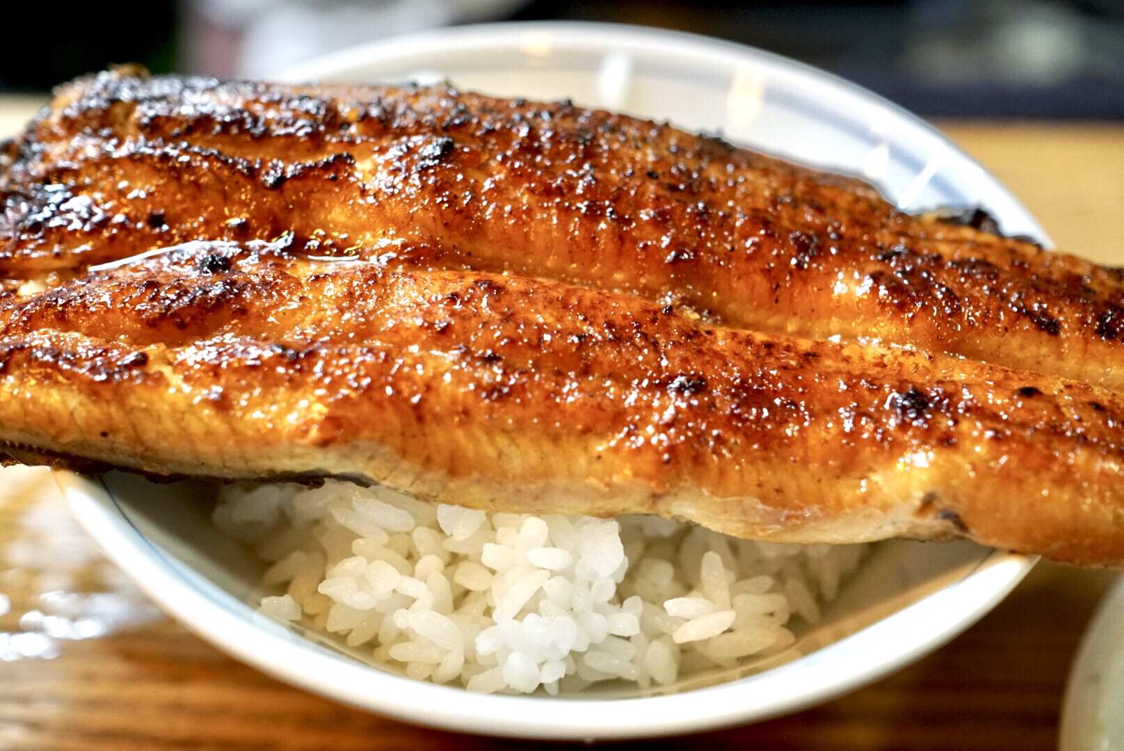半年先まで予約が取れない鰻の名店【●●●】