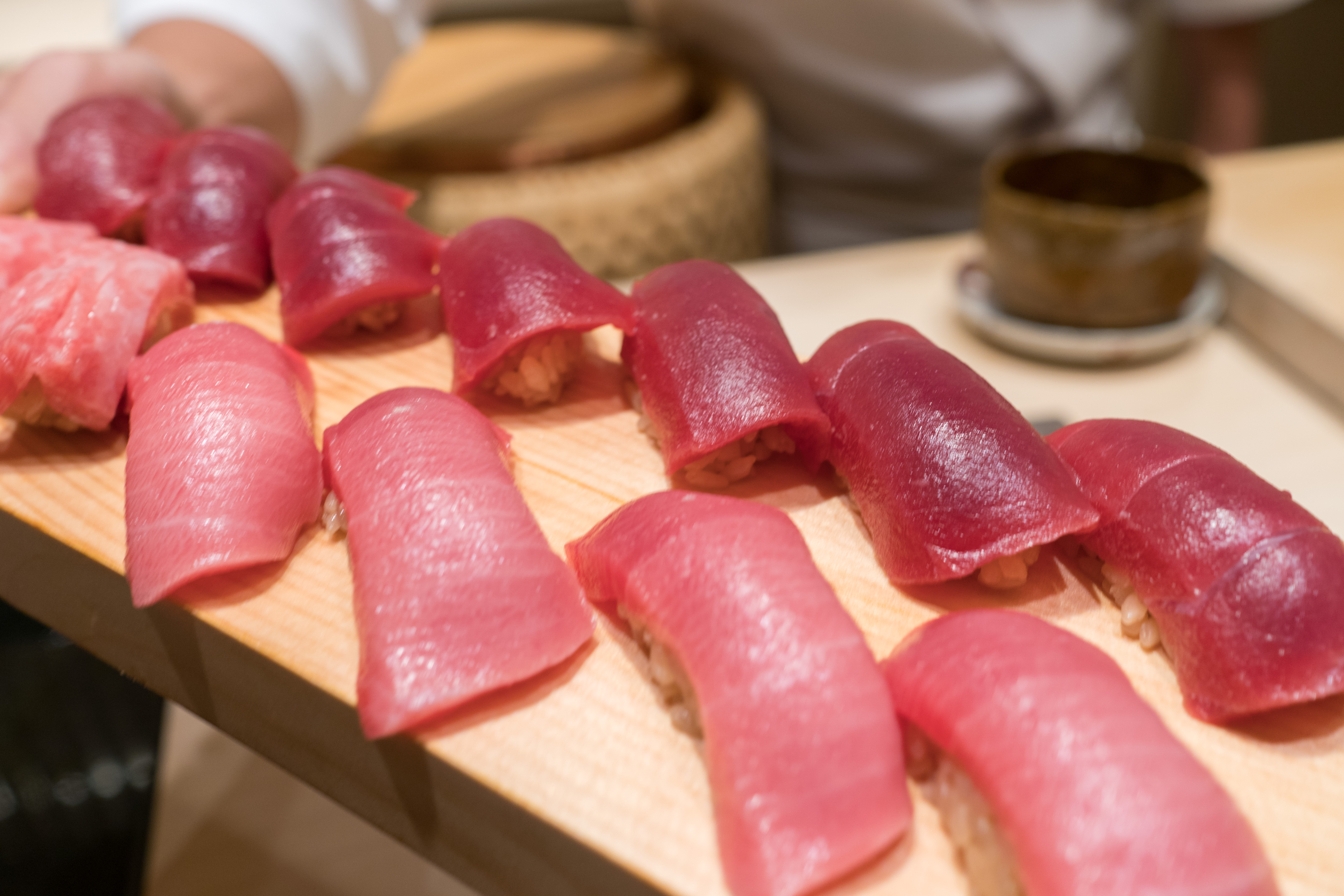 【TERIYAKI美食倶楽部】全世界で33名しか会員が存在しない高級鮨店「●●●」で鮪を味わい尽くす！