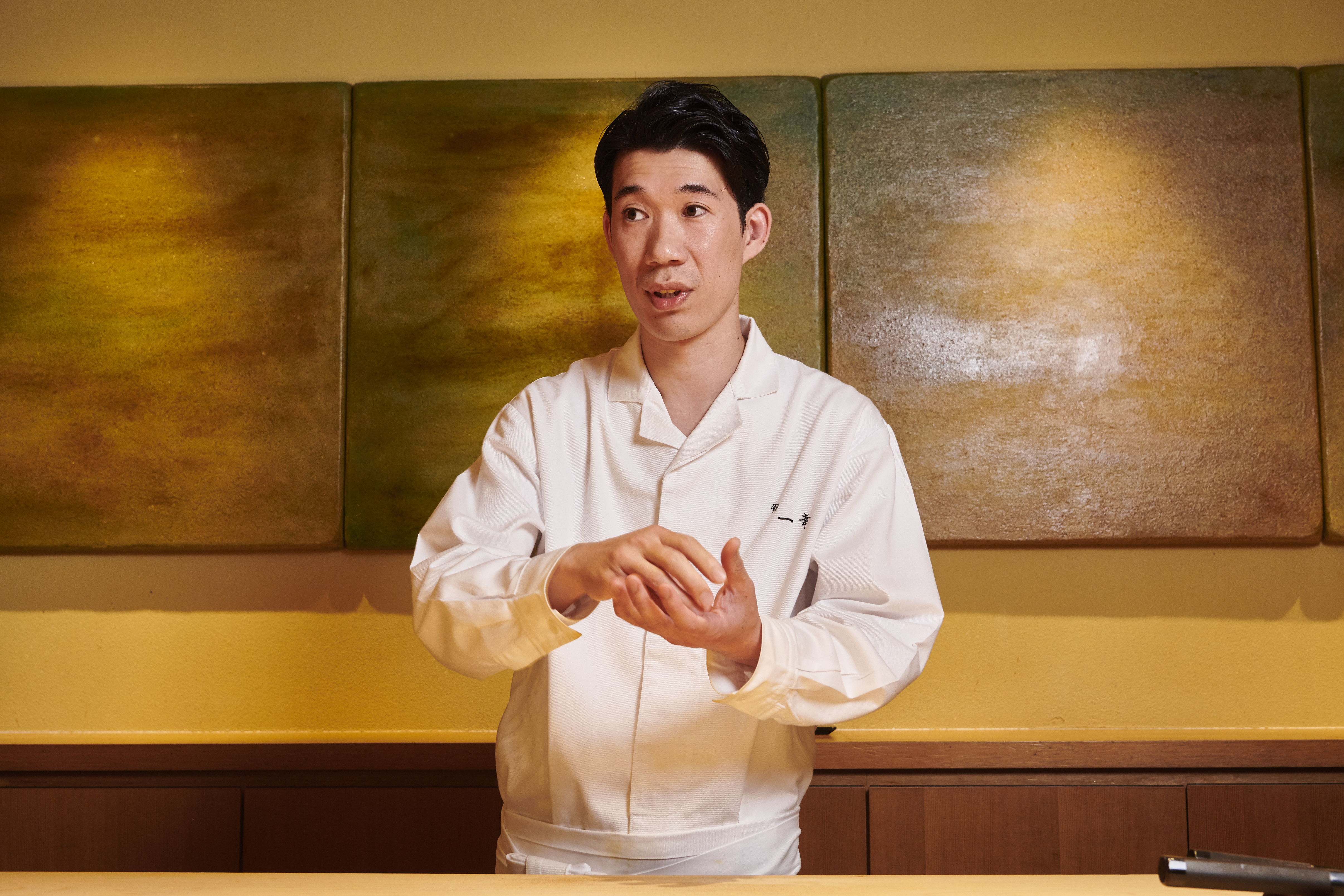 日当を手に東京で食べ歩き。その衝撃に、店の玄関で倒れてしまったこともあります~堀江貴文VS.鮨職人 鮨屋に修業は必要か？【●●●】~