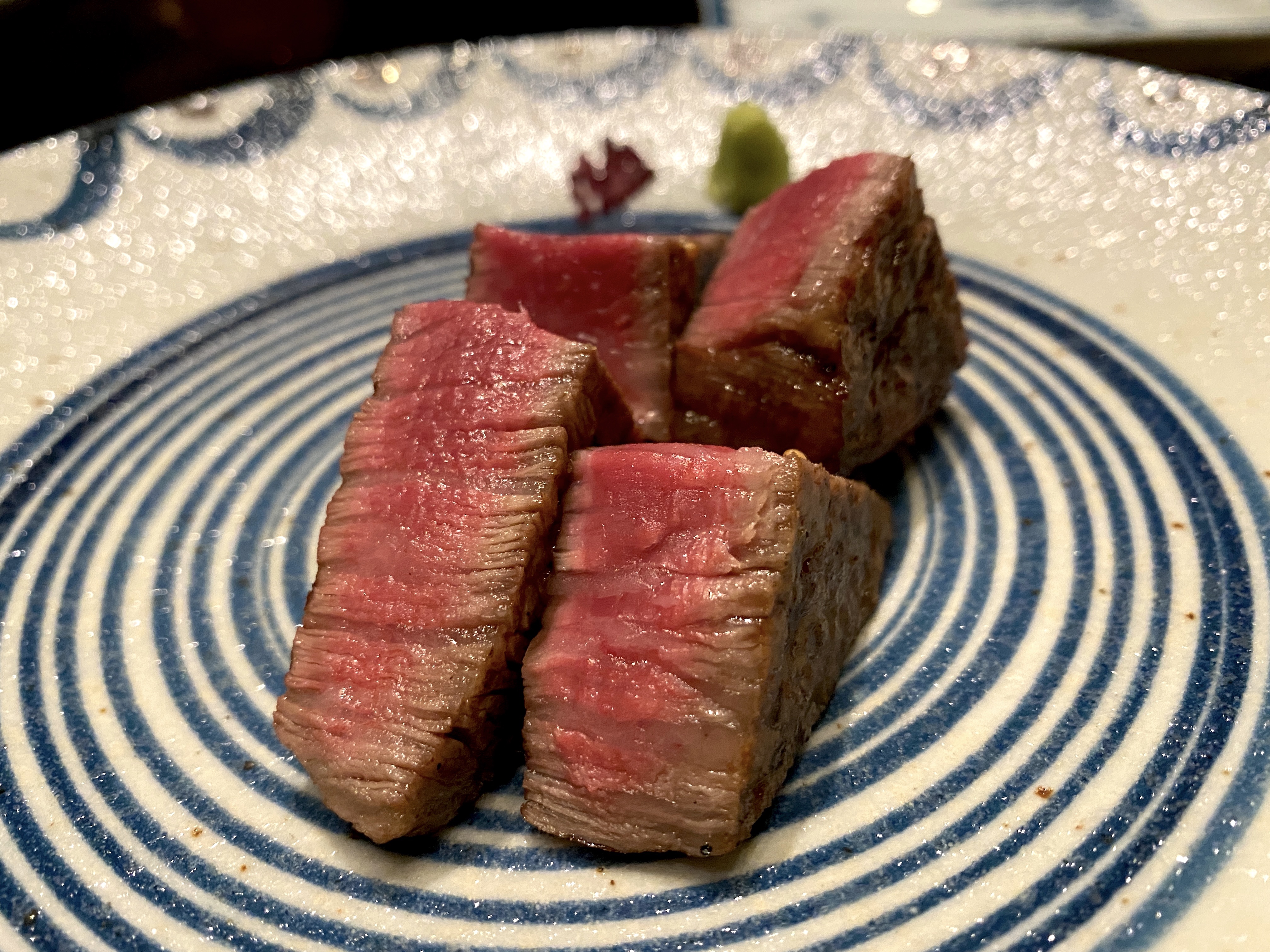 【中央区グルメ】銀座の特別室で幸せなひと時を。こだわりの牛肉をゆったりと味わう【●●●】
