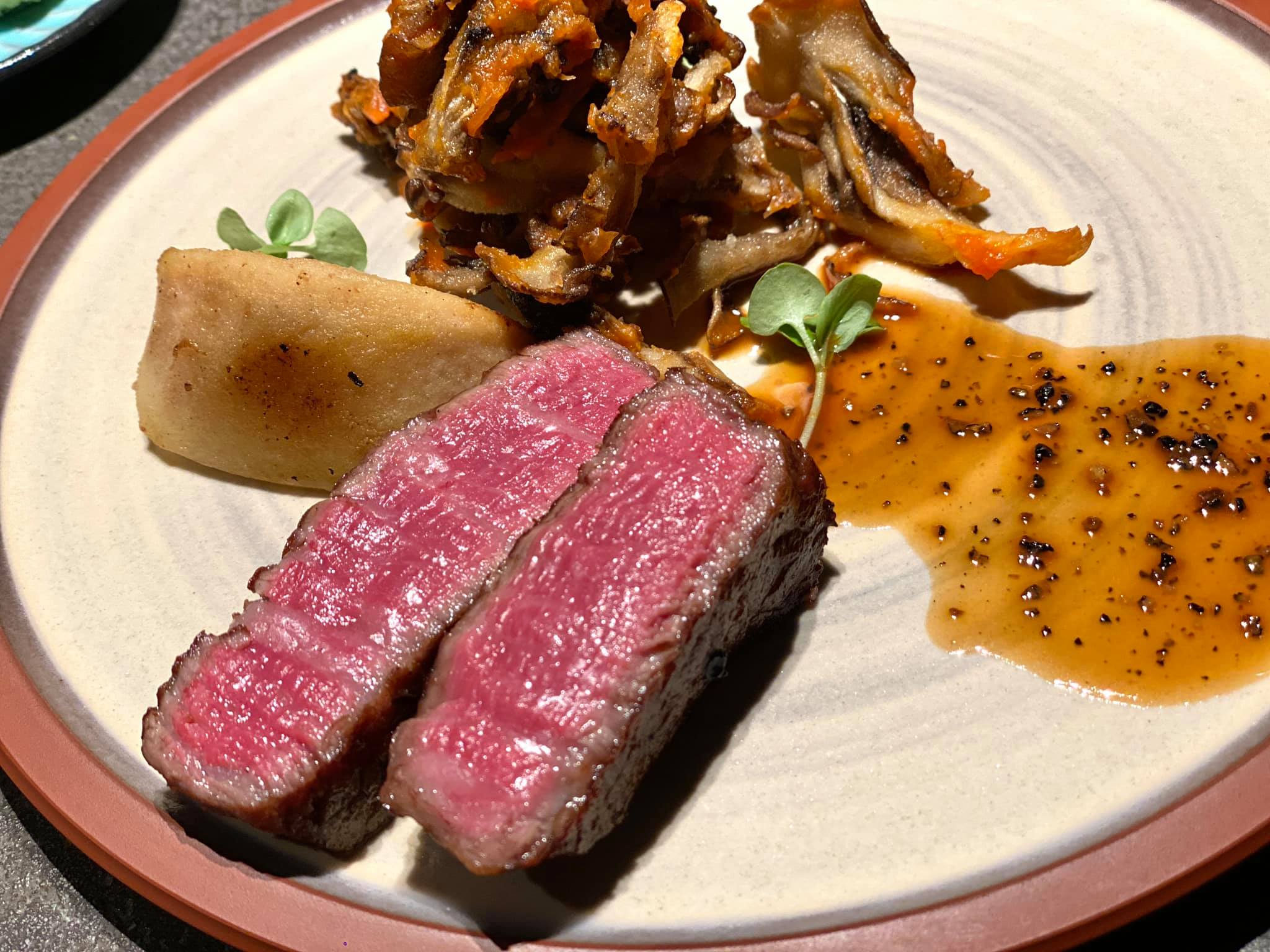 【港区グルメ】韓国スタイル×フレンチ技法を取り入れた赤坂の隠れ家的焼肉店【●●●】