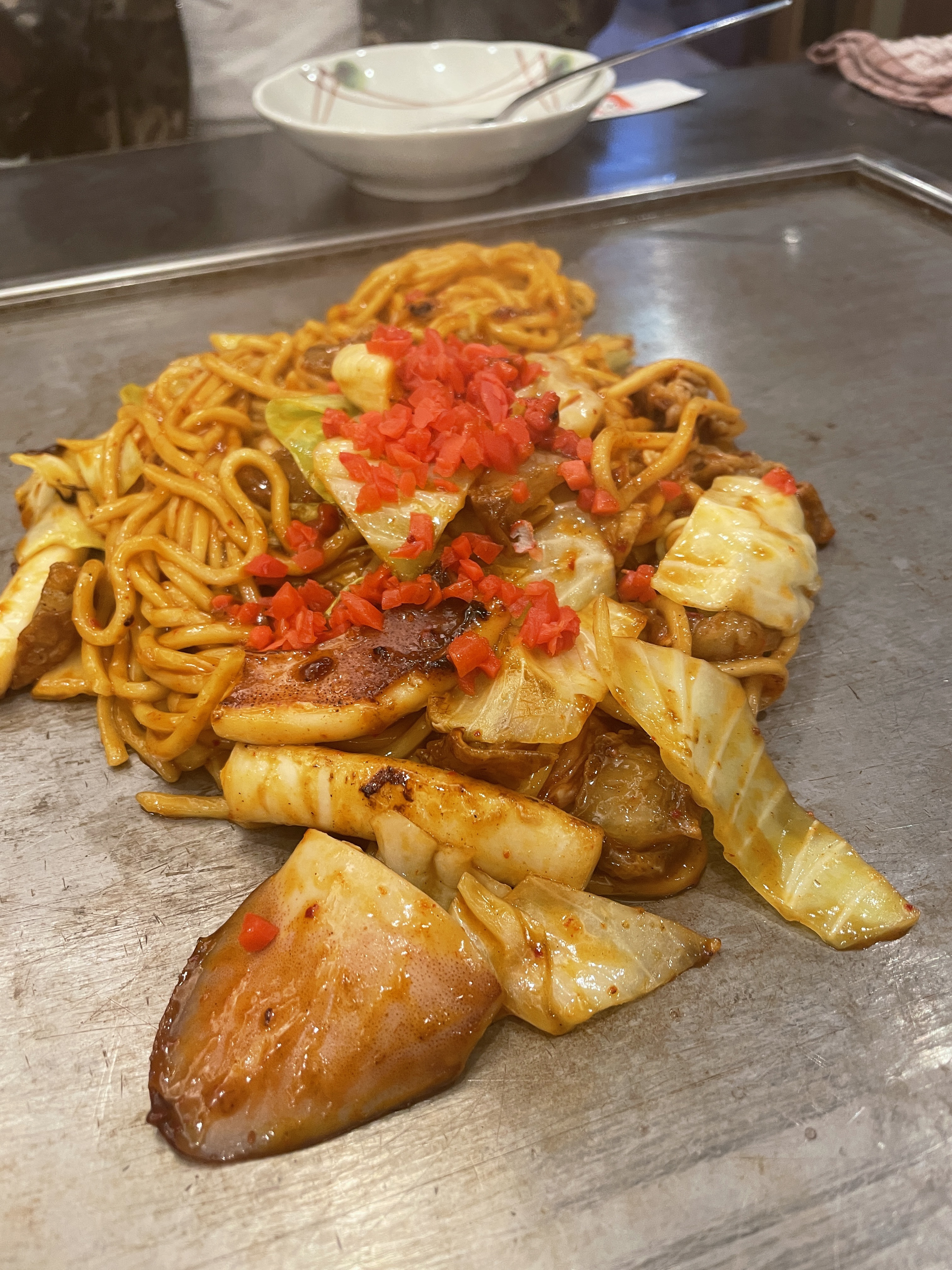 【大阪グルメ】大阪で美味しい焼きそばを食べたいなら間違いなくオススメできる焼きそば店「●●●」