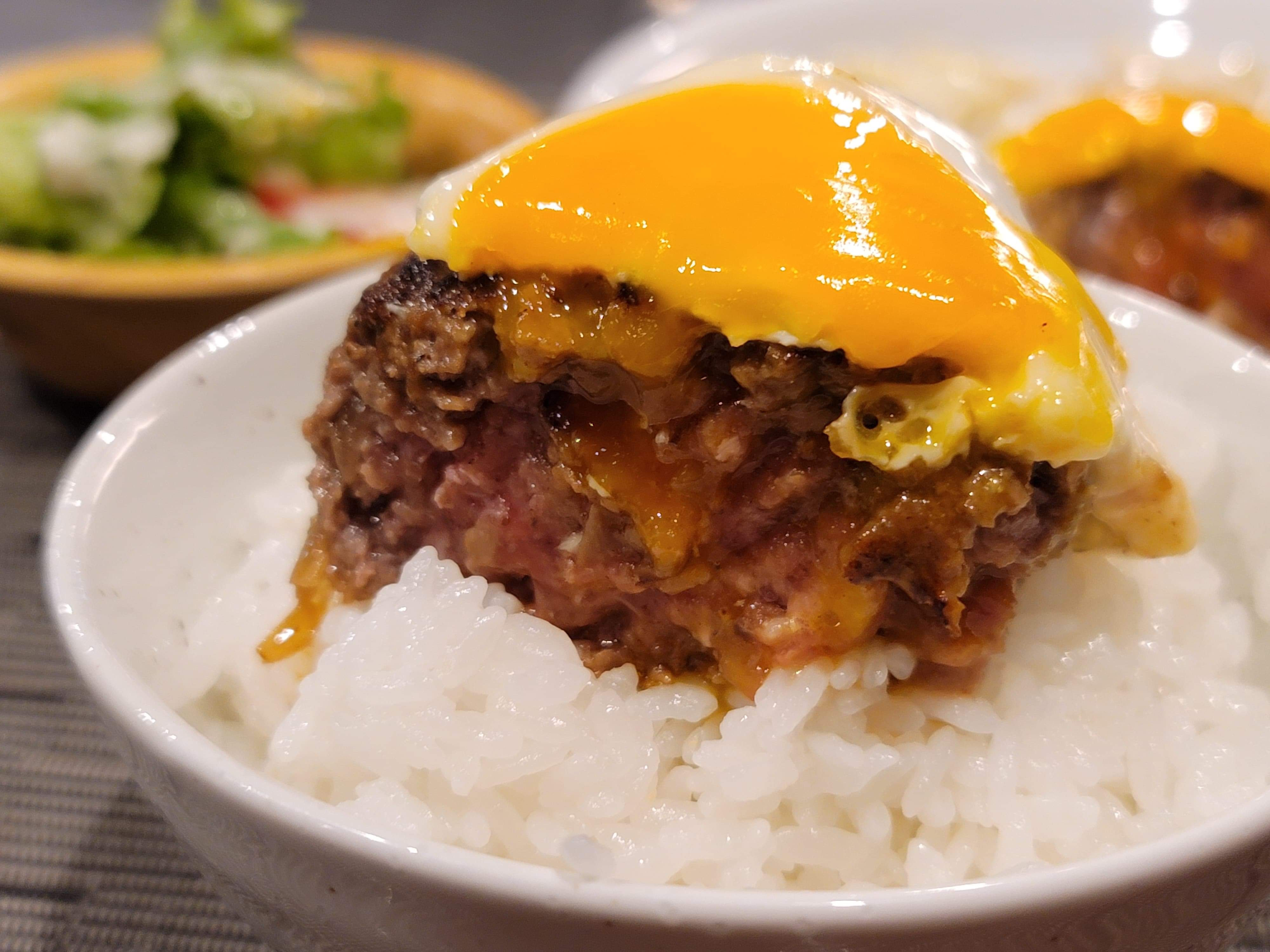 【札幌グルメ】創業50年以上の老舗ステーキ屋の極上ハンバーグ「ステーキハウス 牛の松坂」