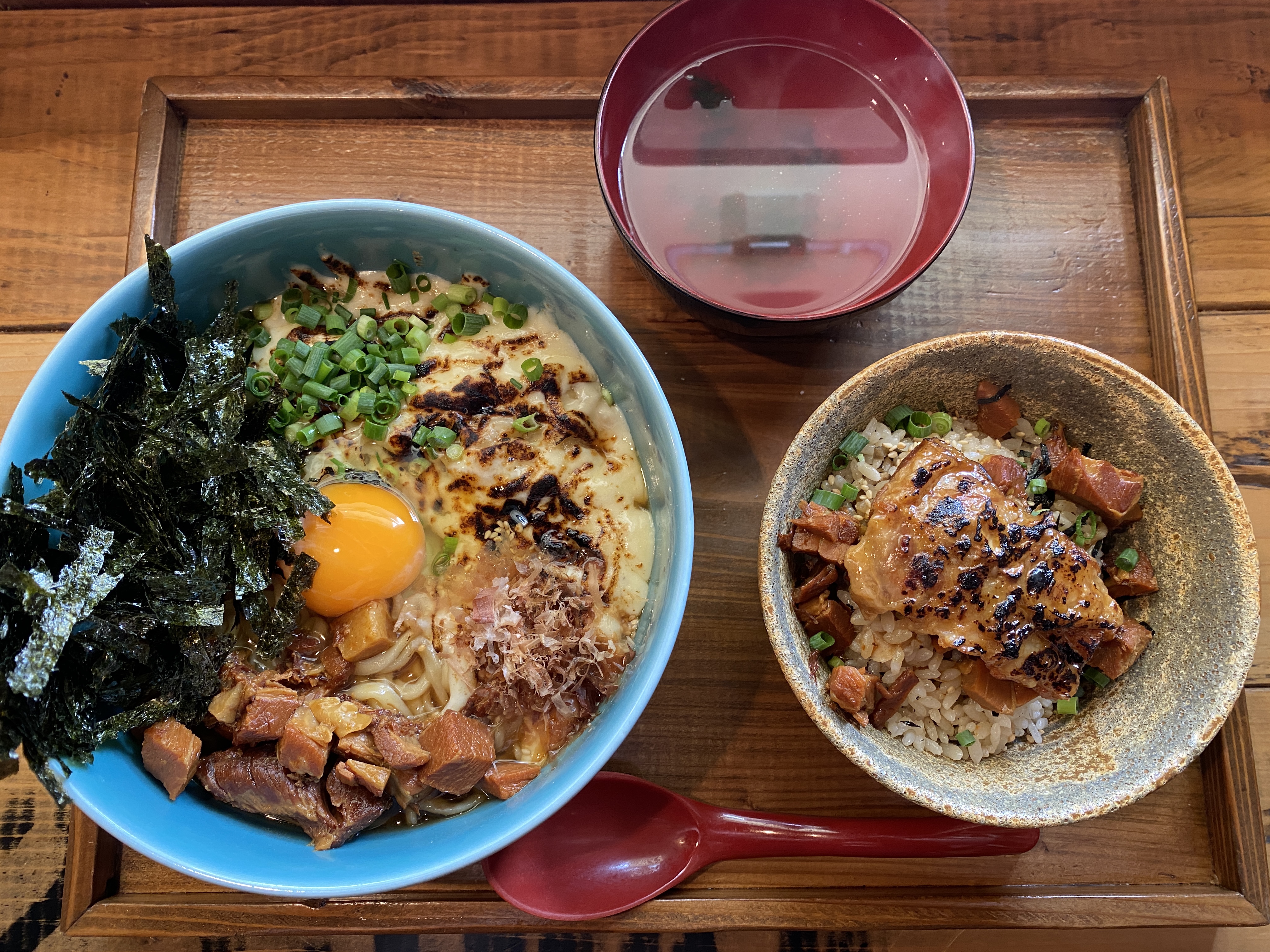 【沖縄グルメ】創作系の沖縄蕎麦を堪能できる「●●●」