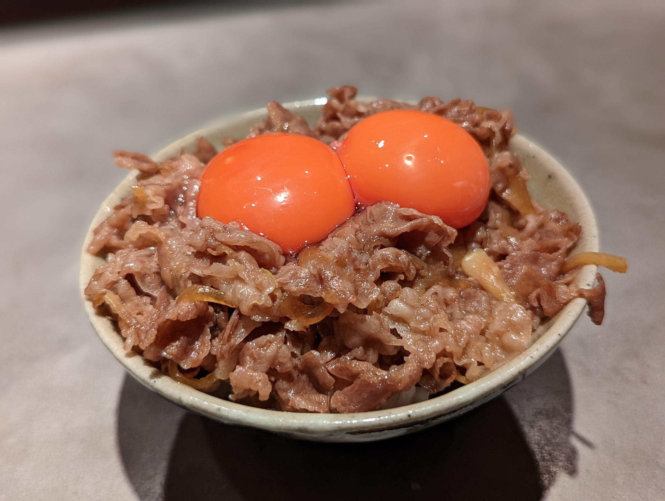 大阪・北新地で間借り営業で絶大な人気を誇った深夜食堂がコースのお店になり再オープン「●●●」