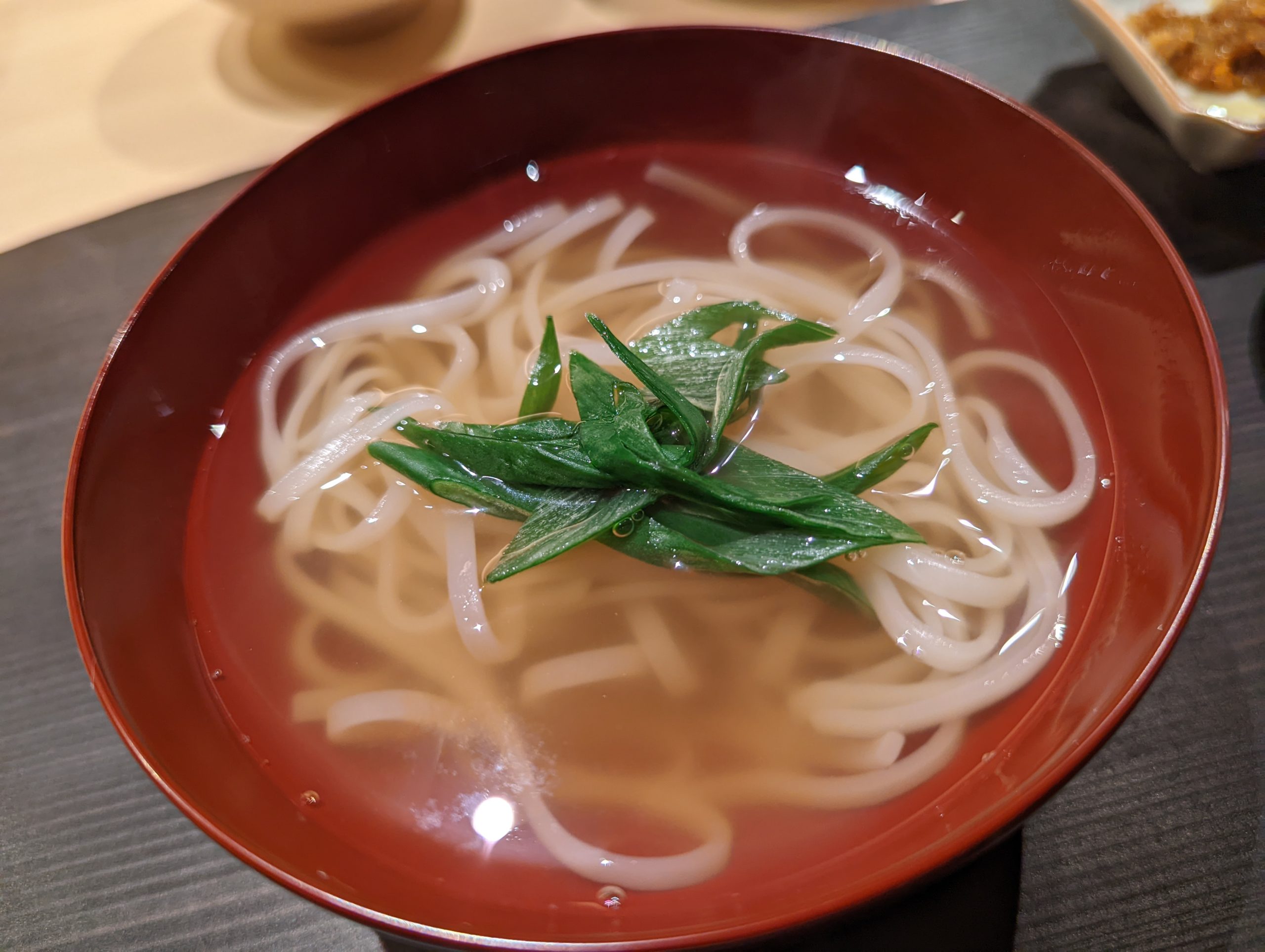 京都の名店で培った和の技術をベースにした随所にセンスが光りエスニック感も感じさせてくれる和食のお店「●●●」