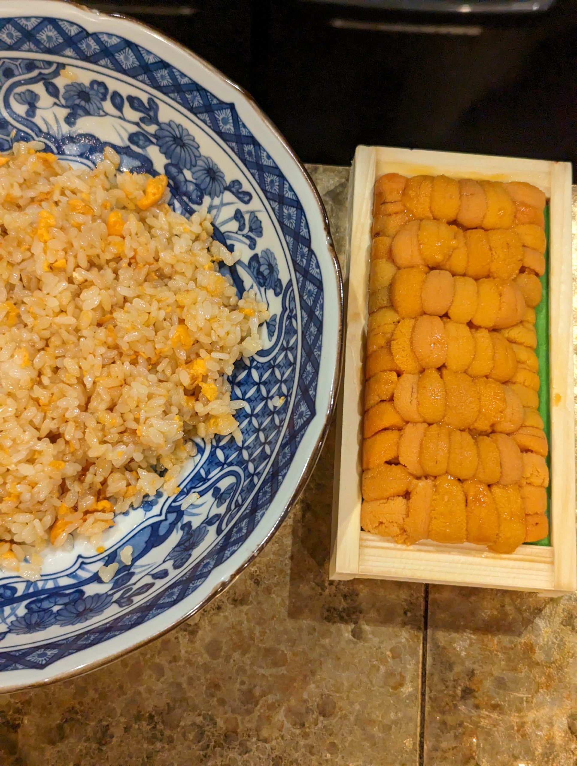 大阪・天満の超人気スタンディング中華料理店「●●●」
