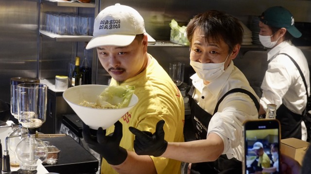 【コラボイベント】●●●と貝出汁ラーメン店による一日だけの究極のコラボイベント！