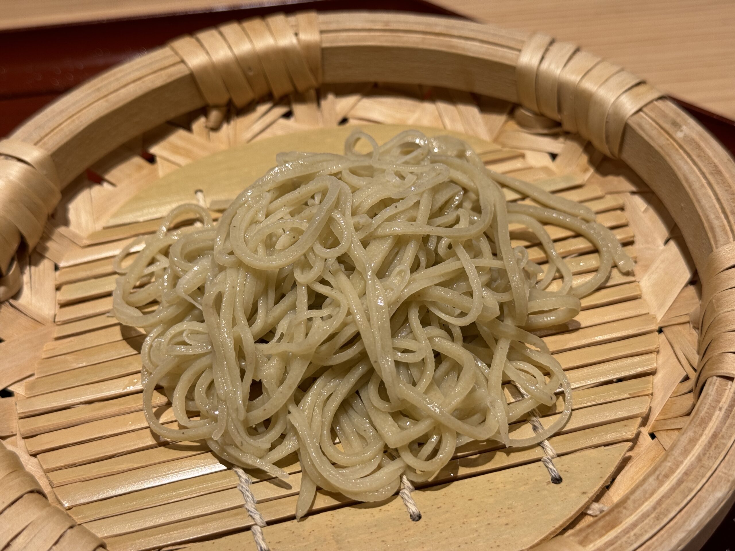 ＜日本橋グルメ＞静岡食材のポテンシャルを最大限に引き出す天ぷらの魔術師【●●●】