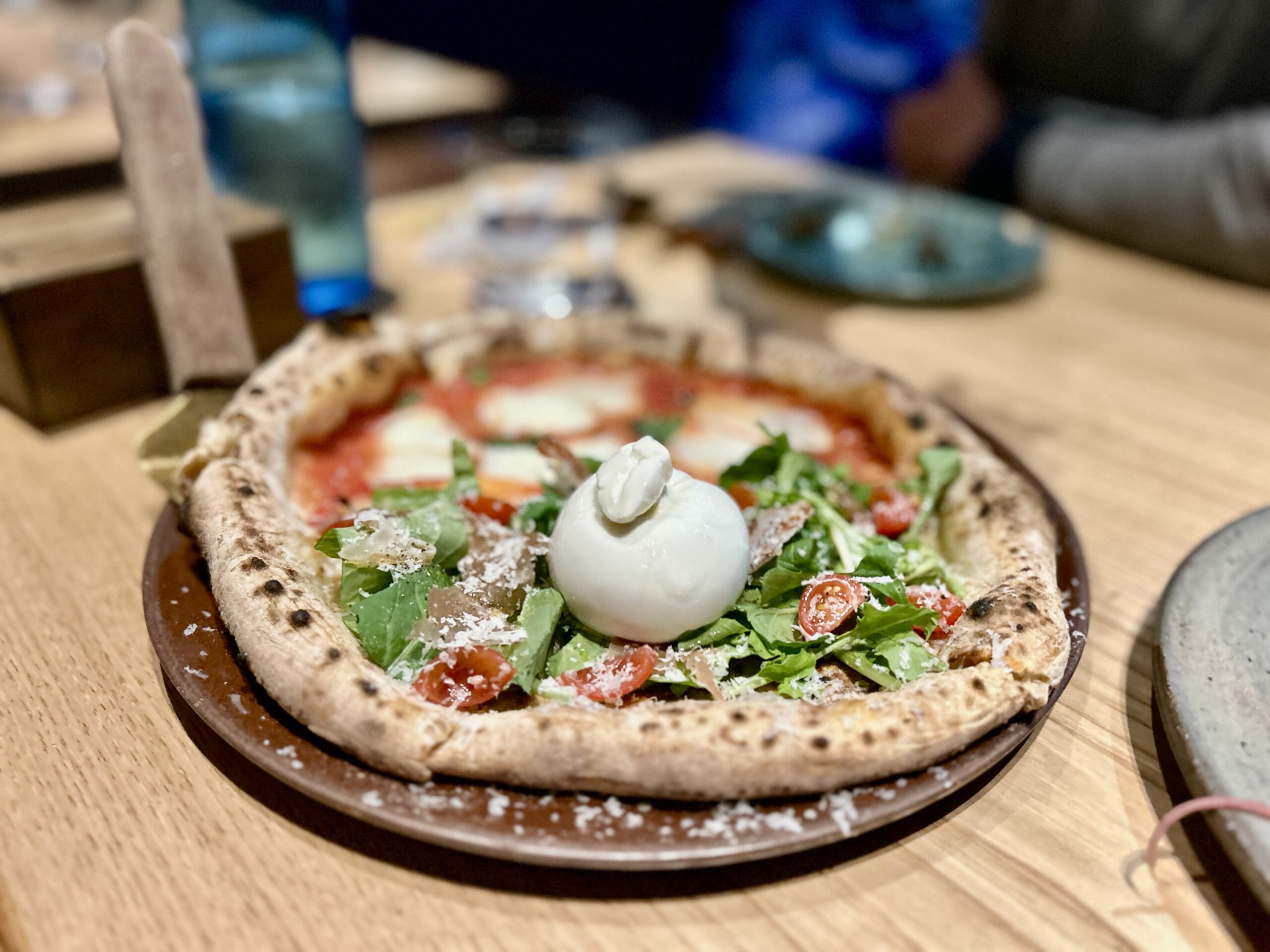 【神谷町グルメ】ベトナムから世界に発信する世界的なピッツェリア＜Pizza 4P’s＞