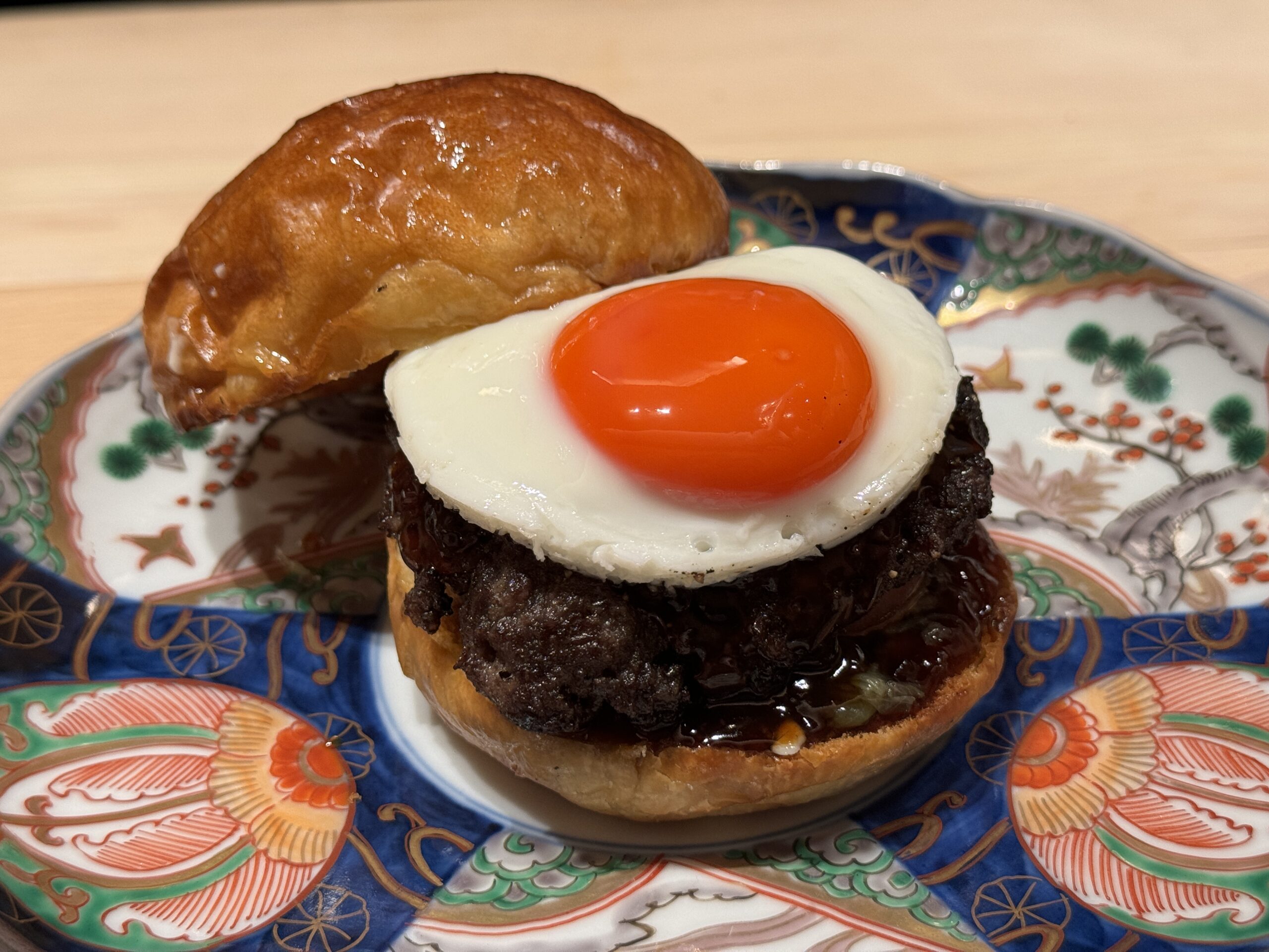 ハンバーガーの常識を覆す！コース形式で楽しむ最高のハンバーガー