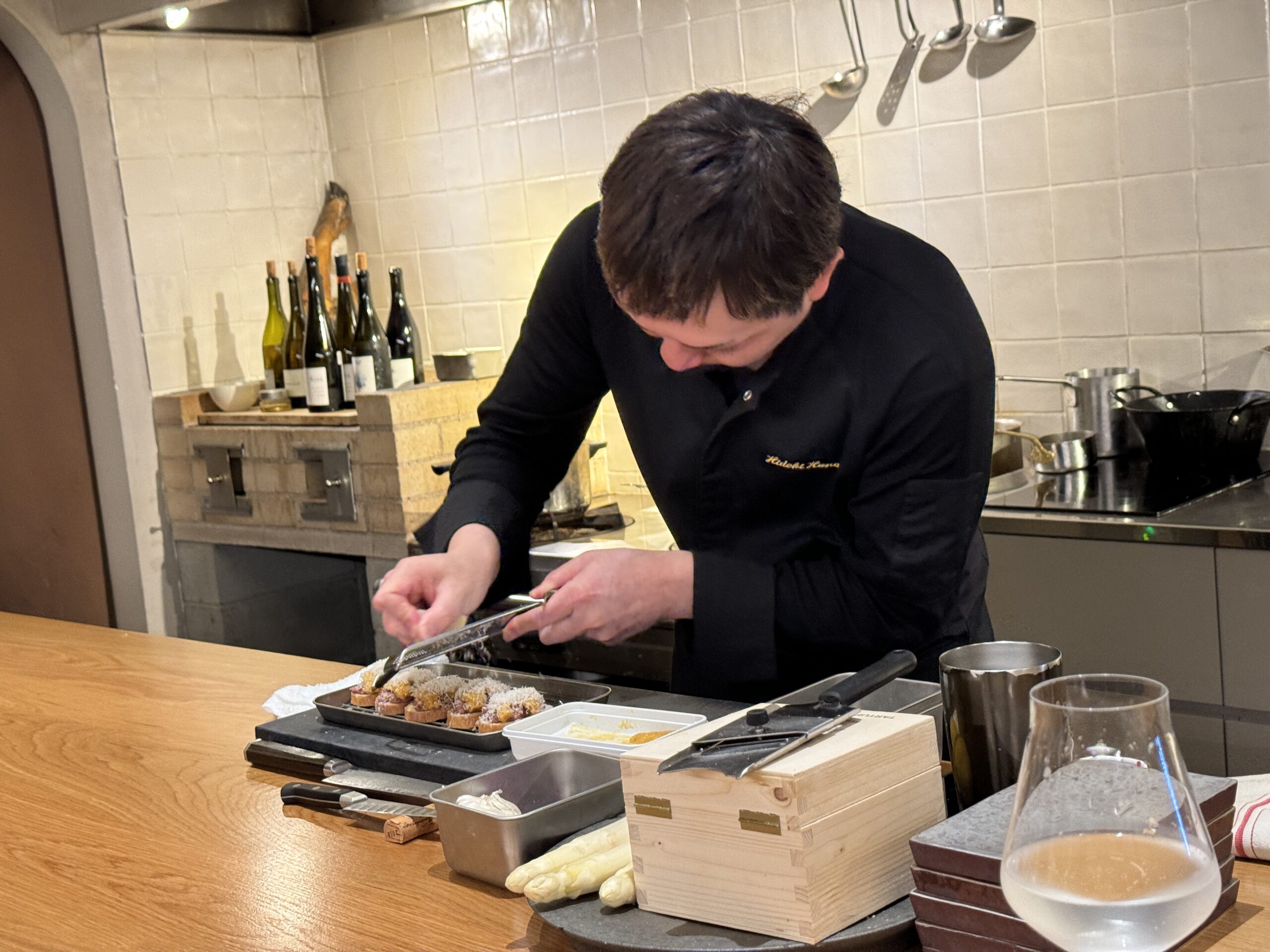 青森グルメツアーで出会った青森食材で作り出すフレンチ「●●●」の魅力に迫る