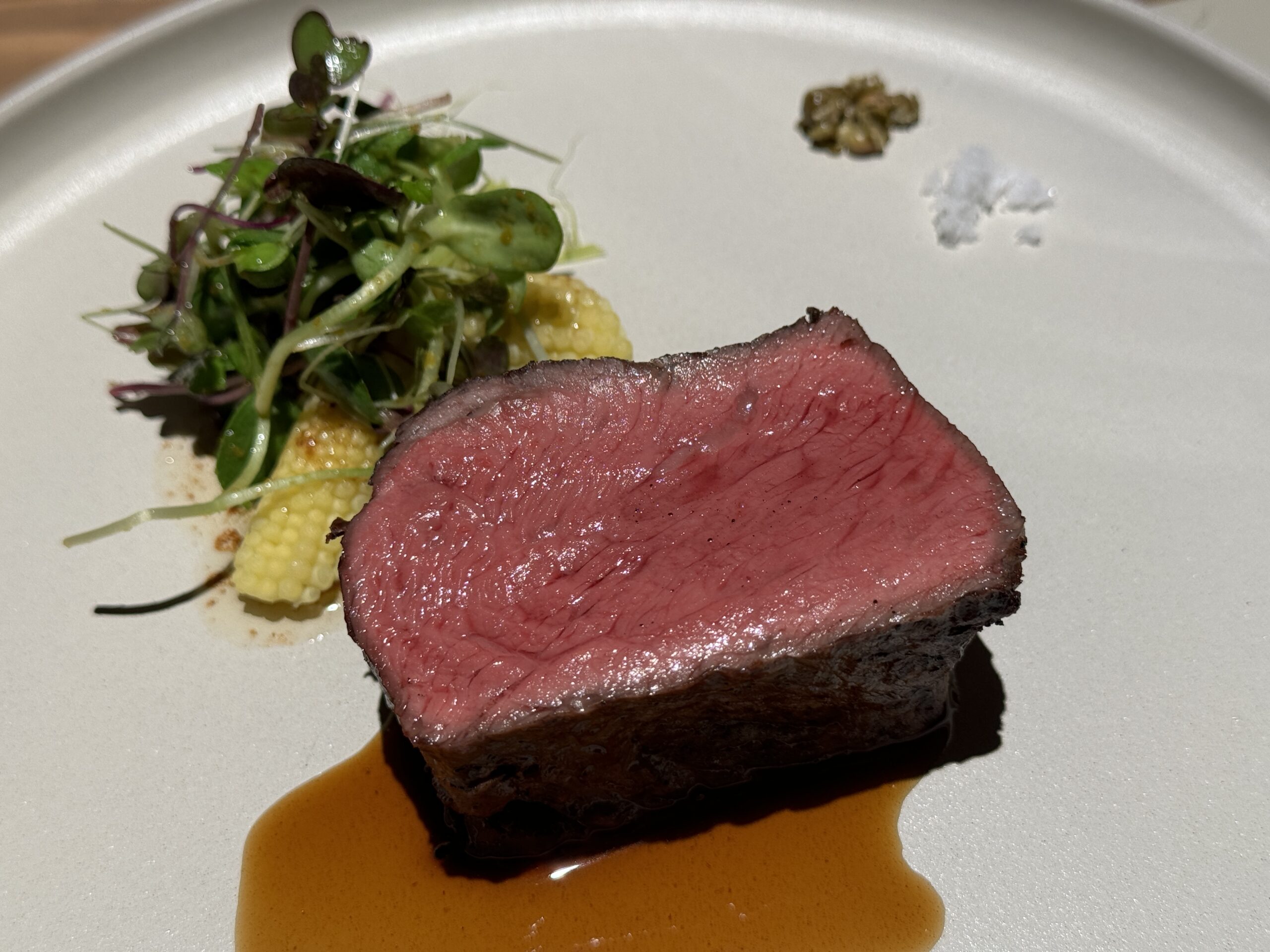 渋谷の新星フレンチ「FUSOU」- 熟成肉と温かみのある空間が魅力の注目店
