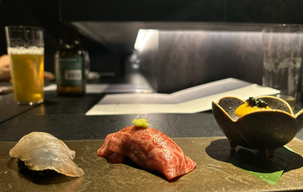 歌舞伎町にあるイノベーティブ肉割烹「●●●」の魅力に迫る