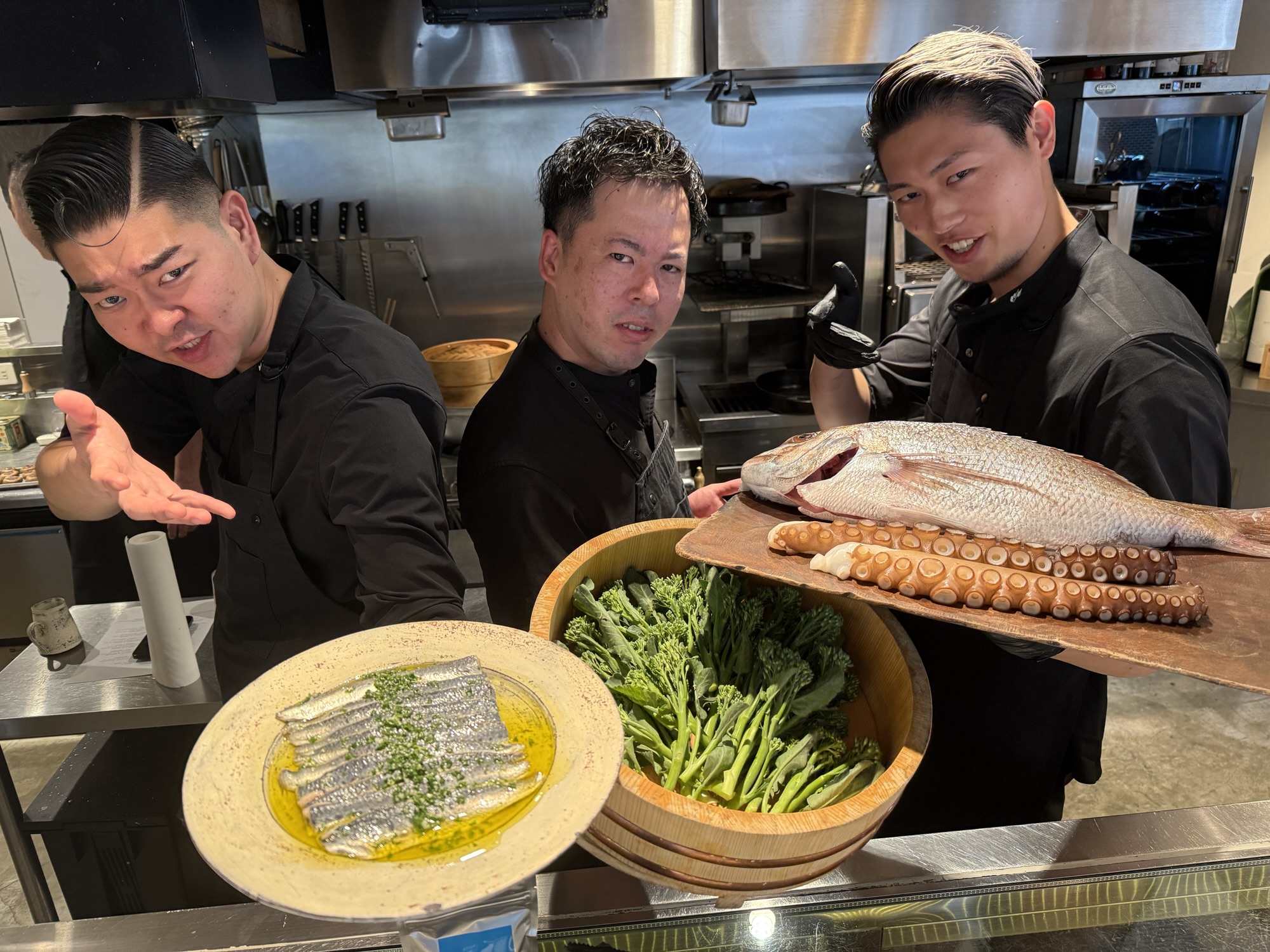 朝9時、西麻布。炭火とコメで目覚める――●●●が仕掛けた“バルセロナ・タパス”60分の誘惑